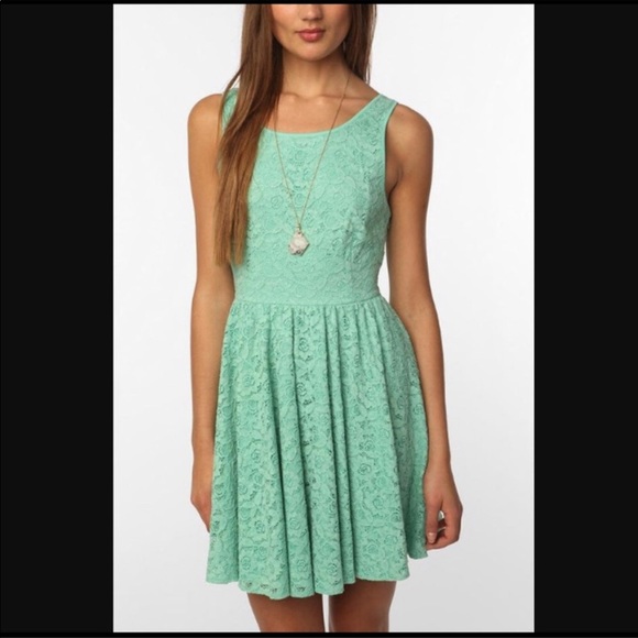Anthropologie Dresses & Skirts - Urban Outfitters Pins Needles Lace Backless Dress